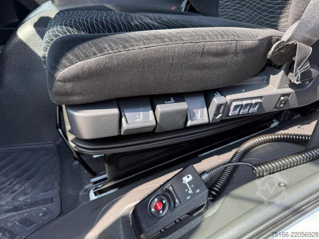 Refrigerated truck MERCEDES-BENZ ATEGO 1524 L Tiefkühlkoffer 7,45 m LBW MBB 1,5 T