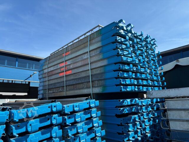 Jetty LAYHER AR Roostervloer 2.07m gebruikt