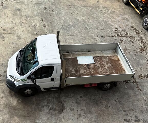 Truck with fixed body FIAT DUCATO MAXI 250