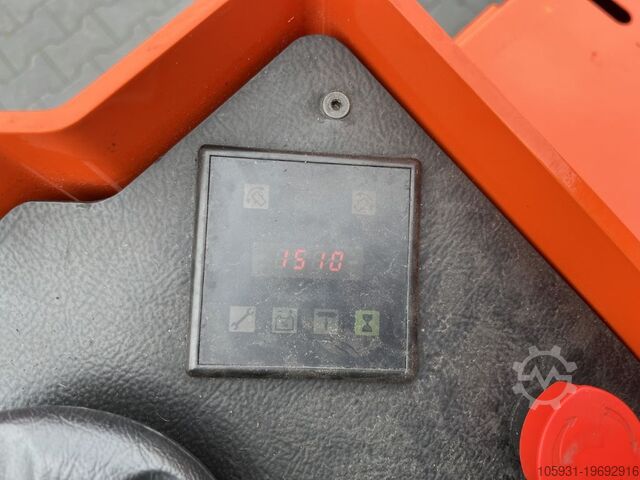 Electric Pallet Truck BT LSE200