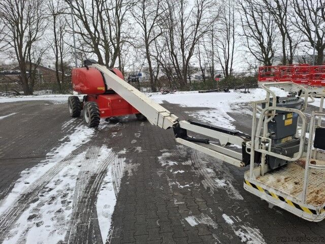 Telescopic work platform JLG 660SJ