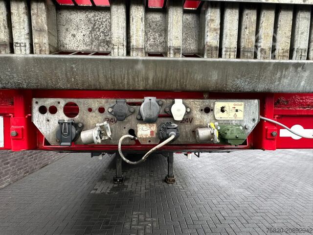 Platform trailer Nooteboom OVB-65-04V   48 METER UITSCHUIBARE LANGMATRIAAL