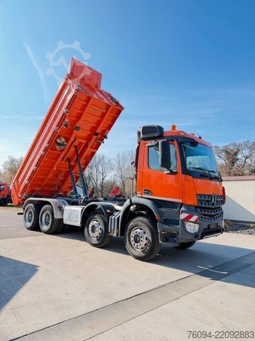 Three-sided tipper truck MERCEDES-BENZ Arocs 4142 8x4 MEILLER Kipper Bordmatik