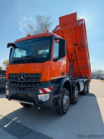 Three-sided tipper truck MERCEDES-BENZ Arocs 4142 8x4 MEILLER Kipper Bordmatik