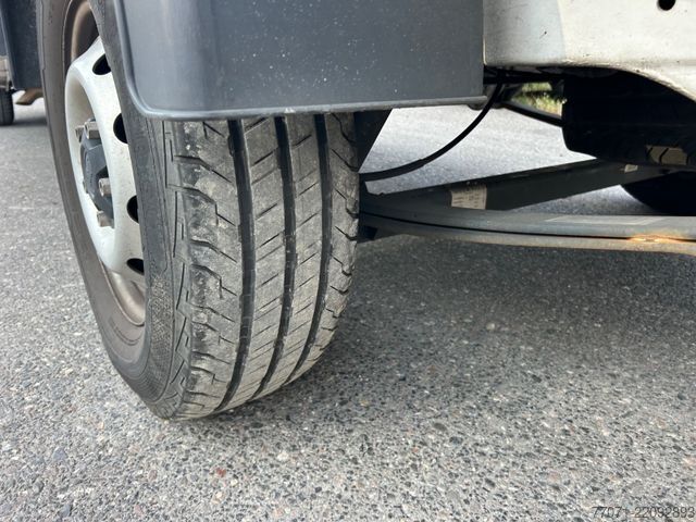 Box van FIAT Ducato  Koffer+LBW*Navi*Klima*Kamera*140PS*Top*