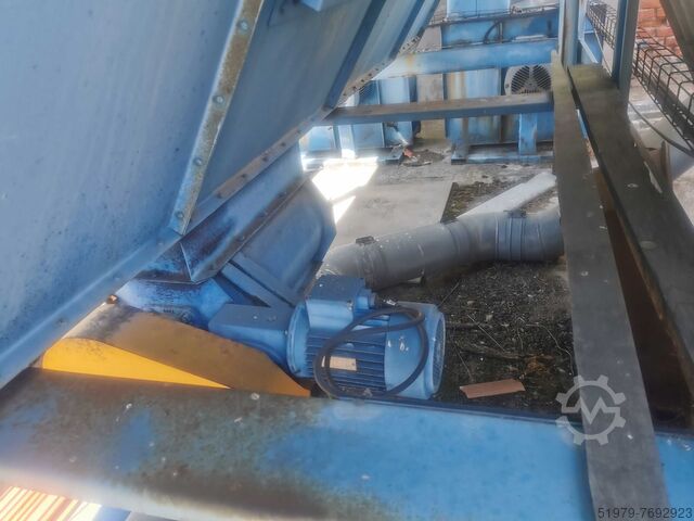 Central aspiration 2 ventilators + silo ELBH 21.000 m3/hr. + silo