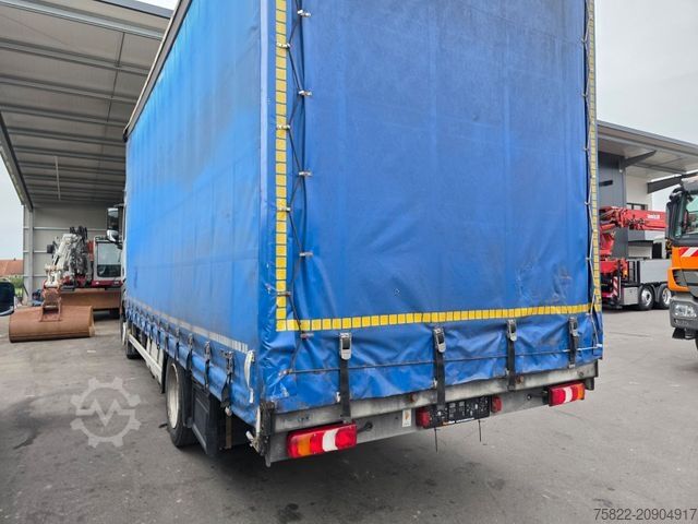 LKW mit Pritsche & Plane MERCEDES-BENZ Aufbau Pritsche Plane L6,5m / H 3m