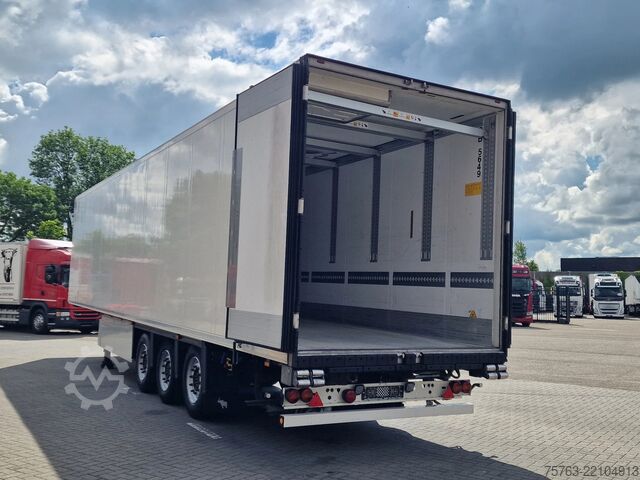 Refrigerated/frozen transport Schmitz Cargobull SKO Frigo - Bi Temp - Double stock - Diesel/Ele...