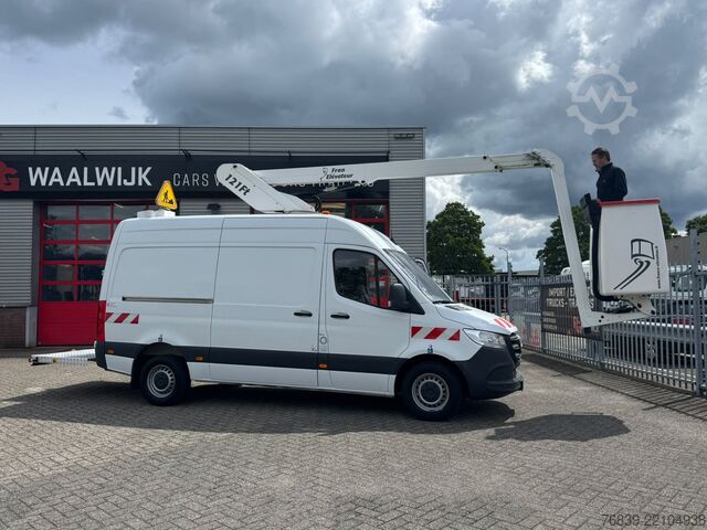 Lifting platform Mercedes-Benz Sprinter 314 CDI 277 draaiuren