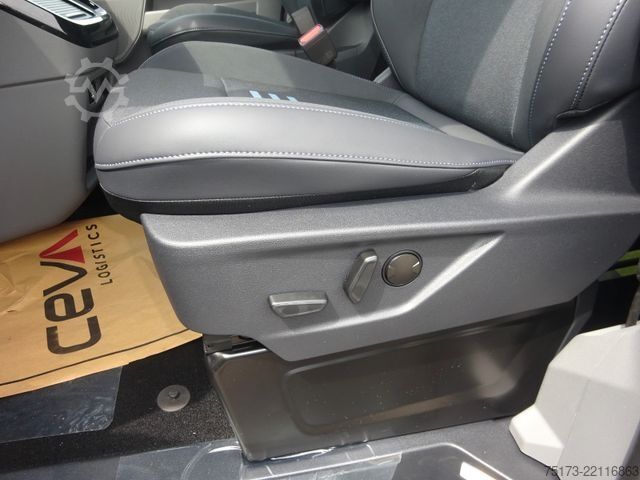 Minibus FORD Tourneo Custom 320L1 Active AWD AT AHK Exklusiv