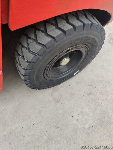 Rough Terrain Forklifts Manitou MSI 35 new tires