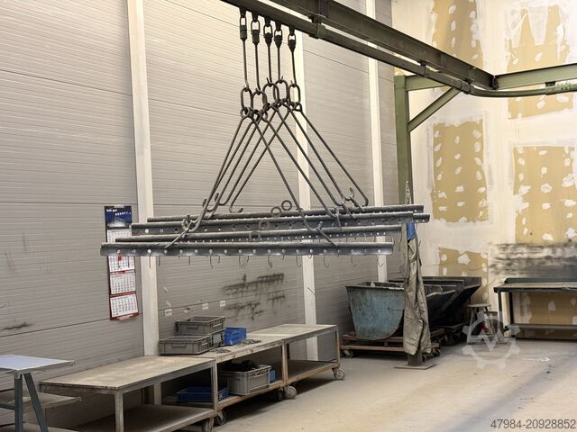Paint mist extraction system/suspension track  