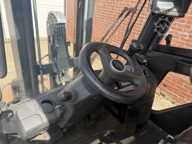 LPG Forklifts Linde H30T-02