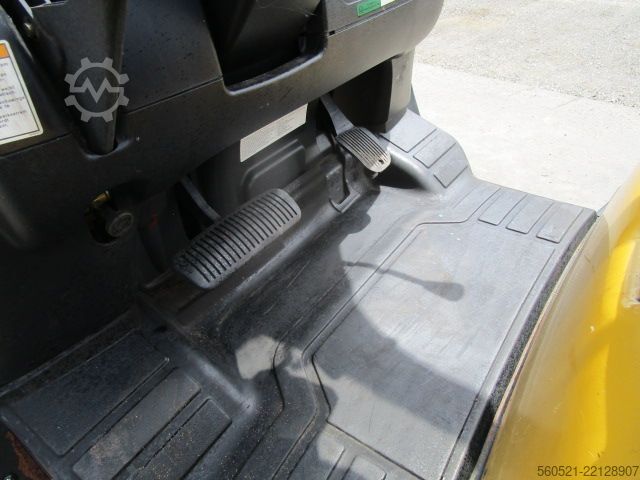 Diesel Forklift Yale Yale E-DGP25VX