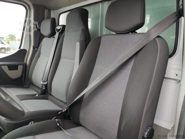 High roof van Renault Master