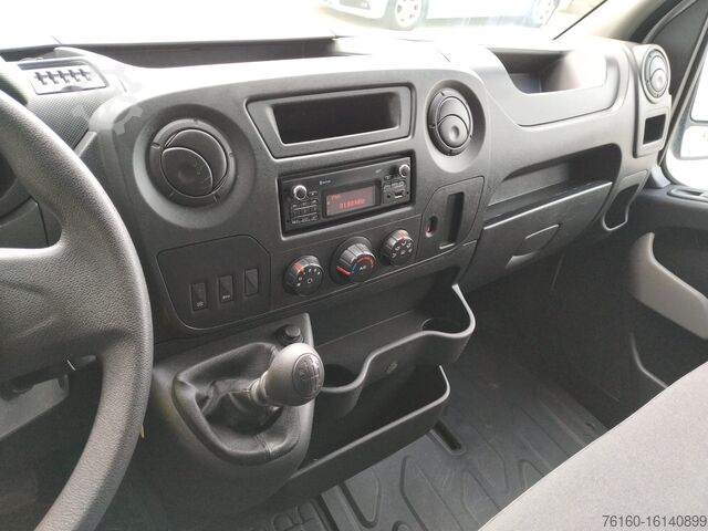 High roof van Renault Master