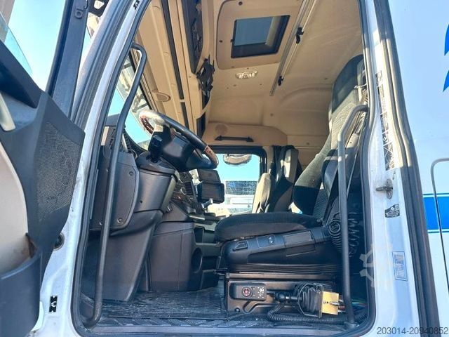 Tipper truck MERCEDES-BENZ Actros 2551 Dreiseiten Getreidekipper 6x2