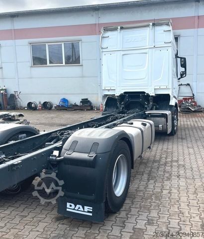 Truck chassis DAF XF 410 FA    Fahrgestell