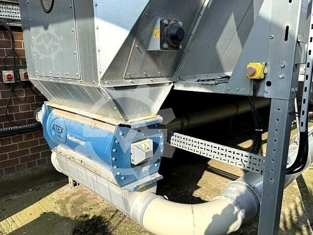 Stationary extraction system Nederman NFKZ 3000 4+1 HJ/XT15 ST1