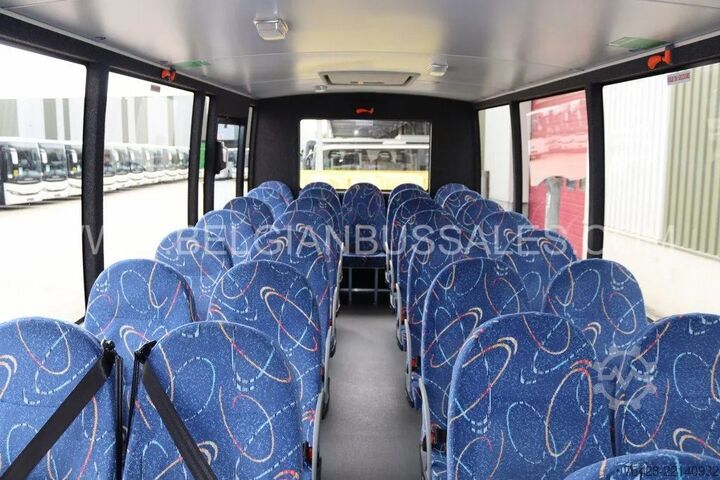 Minibus Iveco Mobi / 8.6m / Euro 6 / 33pl. / Automatic