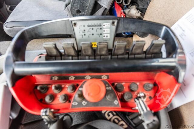Hook arm system DAF CF 440 FAK-8x2 + Palfinger Epsilon Q180 Z95TR