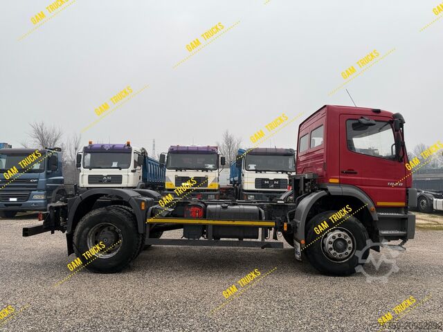 Truck chassis Mercedes-Benz Atego 1828K Abrollkipper 4x2 Manual EU3