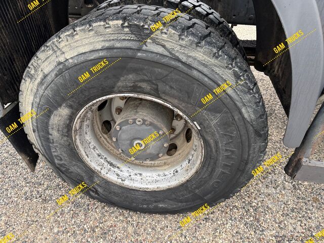 Truck chassis Mercedes-Benz Atego 1828K Abrollkipper 4x2 Manual EU3