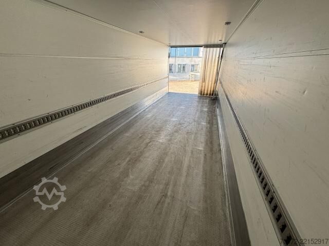 Refrigerated truck  Atego 1530 L mit Aggregat