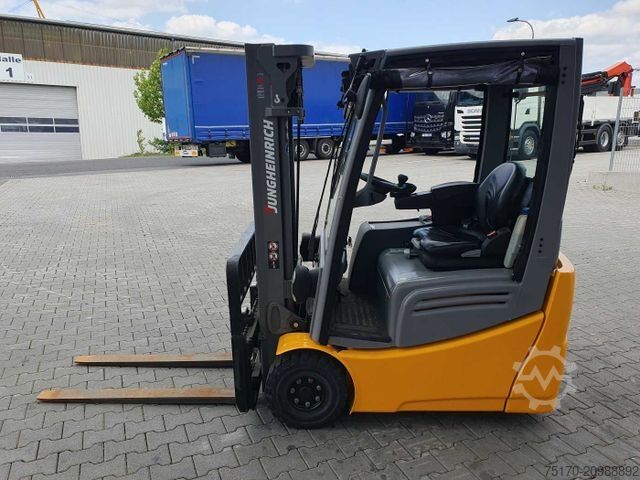 Front loader forklift JUNGHEINRICH EFG 215 / Triplex: 4.25m! / SS / nur 1.368h!