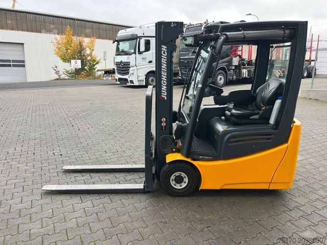 Front loader forklift JUNGHEINRICH EFG 215 / Triplex: 4.25m! / SS / 1.285h / 2021