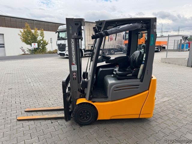 Front loader forklift JUNGHEINRICH EFG 215 / Triplex: 4.25m! / SS / 4.168h / 2024