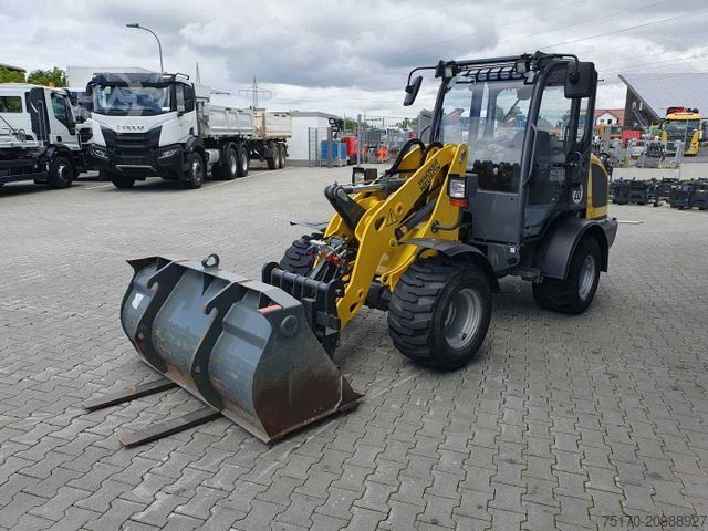 Wheel loader WACKER WL34 (RL40) / Schaufel + Gabel / nur 743h / 62PS