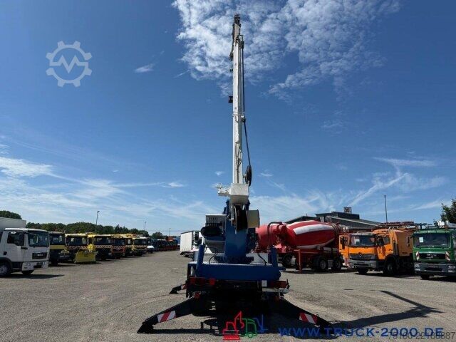 Truck-mounted crane van Mercedes-Benz 814 Böcker Montage- Dachdecker+Arbeitskorb 25 M.