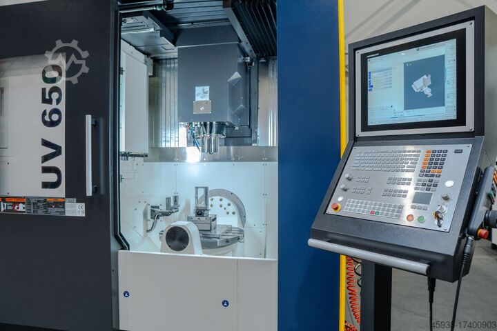 Vertikales Bearbeitungszentrum YCM 5-Achsen UV650