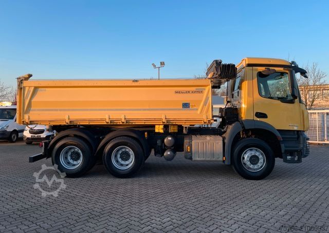 Tipper truck MERCEDES-BENZ Arocs 2640/ Bordmatik/ 1m Klappen/ AC/ org. KM