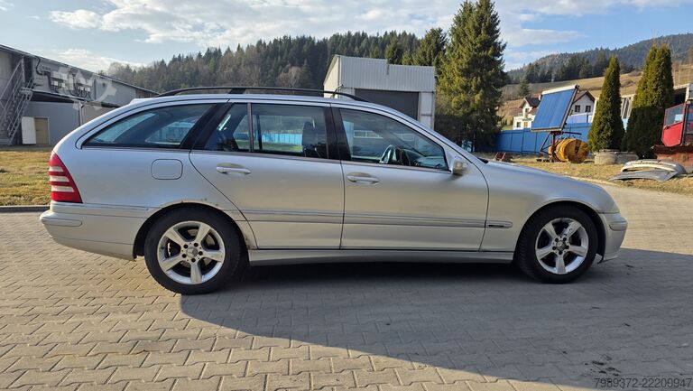Mercedes-Benz C-Class 2004 Mercedes-Benz Klasa C