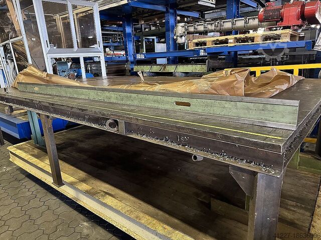 Aufspannplatte unbekannt 4000/2200/H875 mm