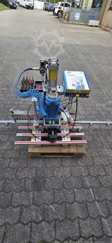 Fitting drilling machine with horizontal drive. Hettich Blue Max 19 - FS