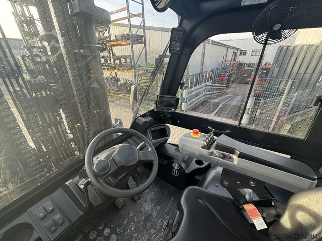 Electric 4-wheel forklift Noblelift FEP100N2Y