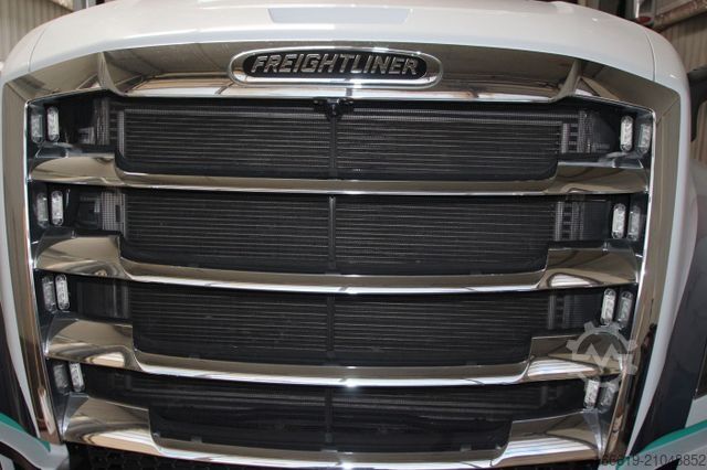 Standard SZM FREIGHTLINER Cascadia, 3-Achser