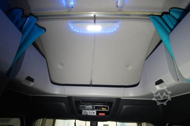 Standard SZM FREIGHTLINER Cascadia, 3-Achser