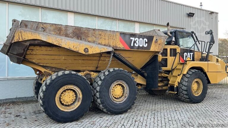 Muldenfahrzeug CAT 730 C2      2017