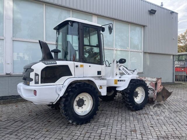 Radlader Volvo L 30 G  2020   CE