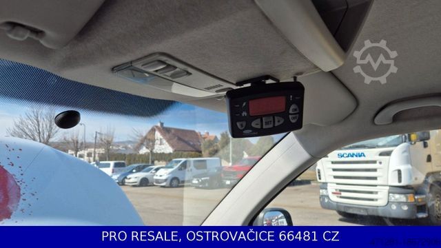 Kühltransporter VOLKSWAGEN TRANSPORTER 2.5 TDi + NEU AGREGAT CARRIER XARIOS