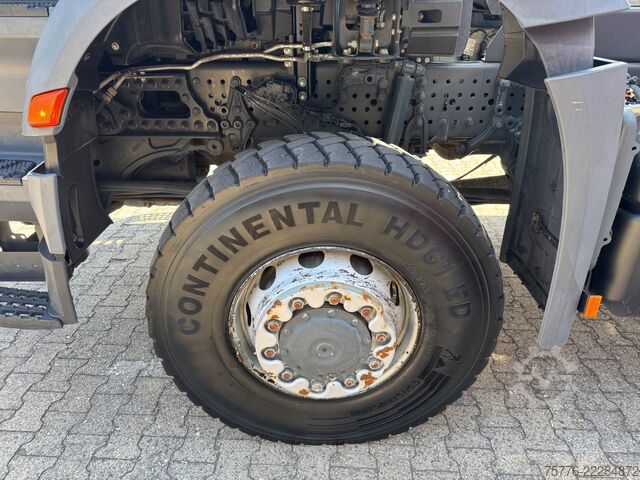 Three-sided tipper truck MERCEDES-BENZ 3343 Arocs 4 Allrad 6x6 MEILLER  Only 34.000 Km