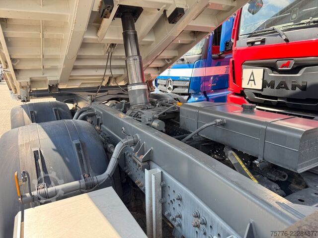 Three-sided tipper truck MERCEDES-BENZ 3343 Arocs 4 Allrad 6x6 MEILLER  Only 39.000 Km