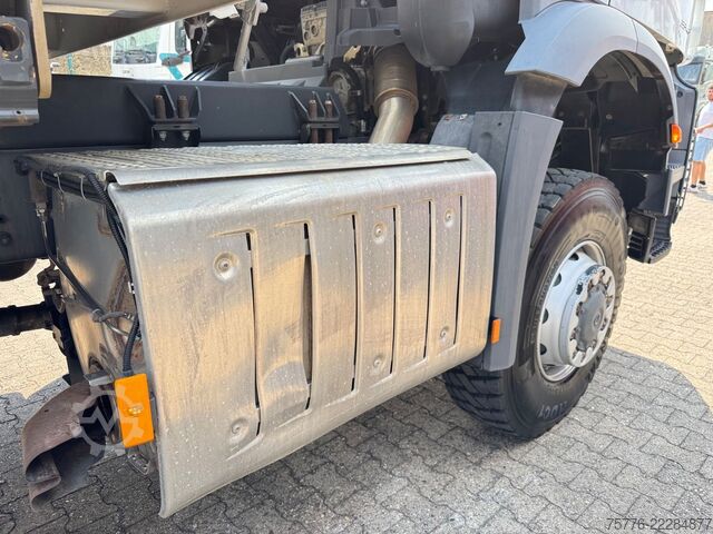 Three-sided tipper truck MERCEDES-BENZ 3343 Arocs 4 Allrad 6x6 MEILLER  Only 39.000 Km