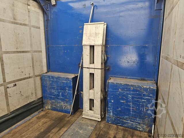 Low loader lintrailers HYDRAULIC RAMP / FORK LIFT - MACHINE TRANSPORT