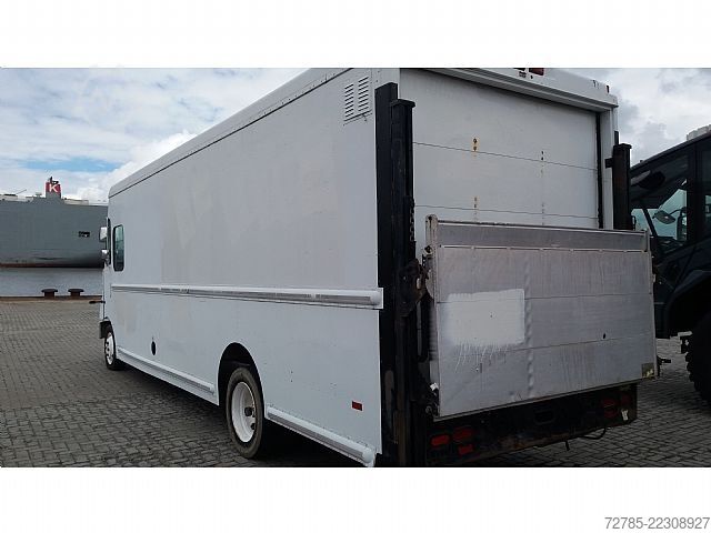 Panel van Freightliner Step Van, Foodtruck