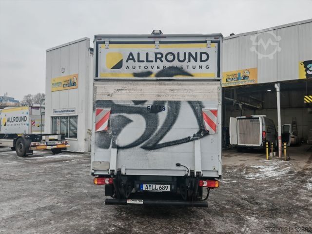 Box van RENAULT Master